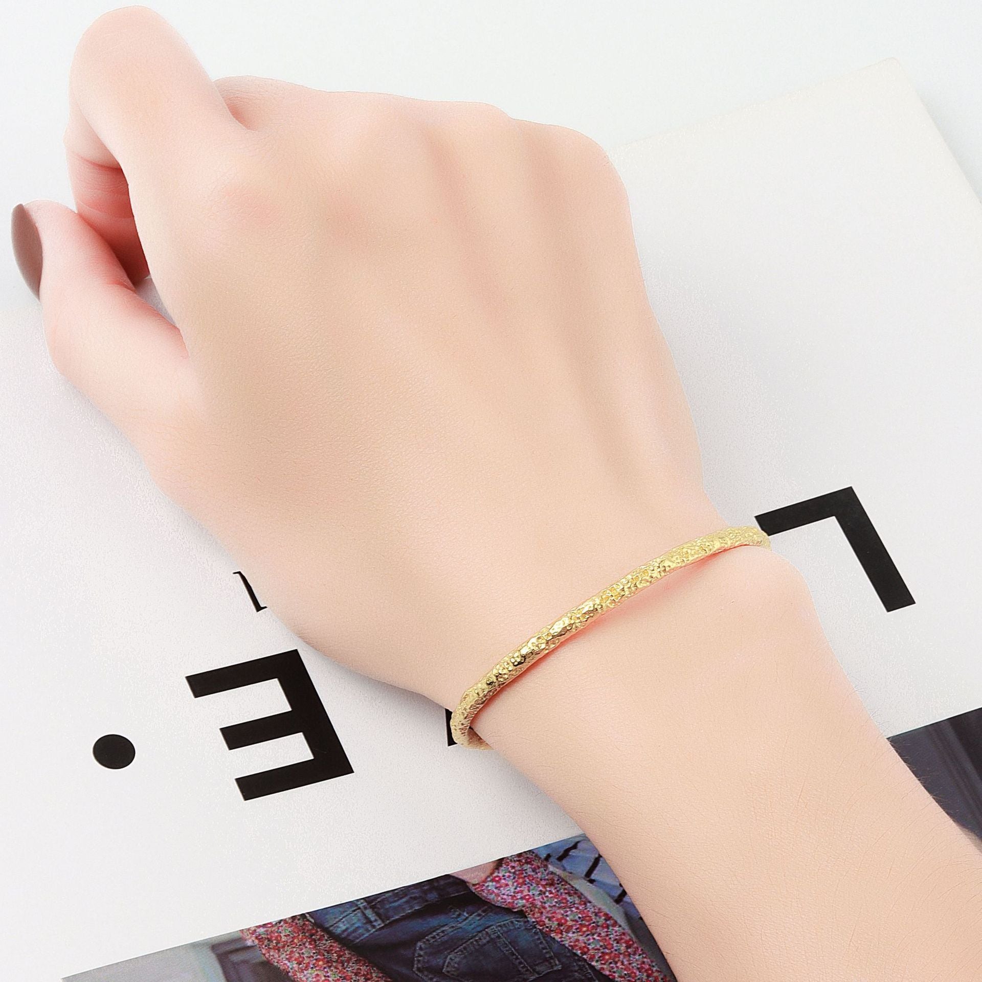 Simple Gold Chain Bracelet