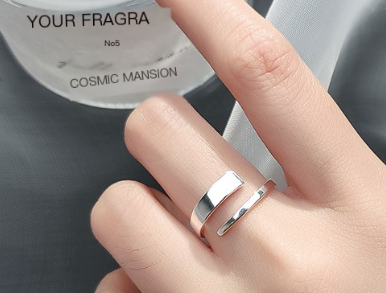 Korean-Style S925 Silver Fashion Line Ring for Women