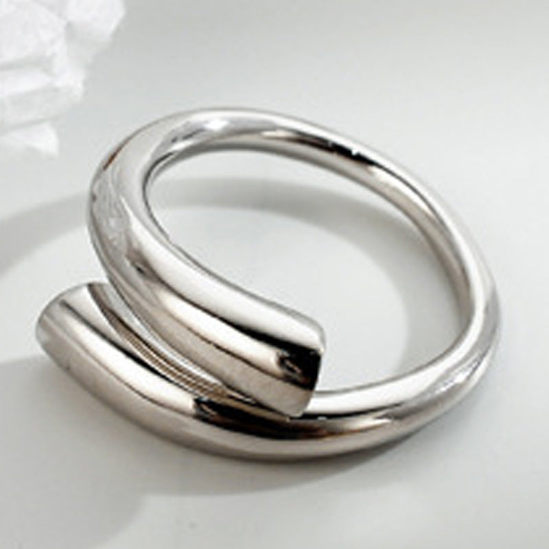 Minimalist Geometric Lines Ring for Women